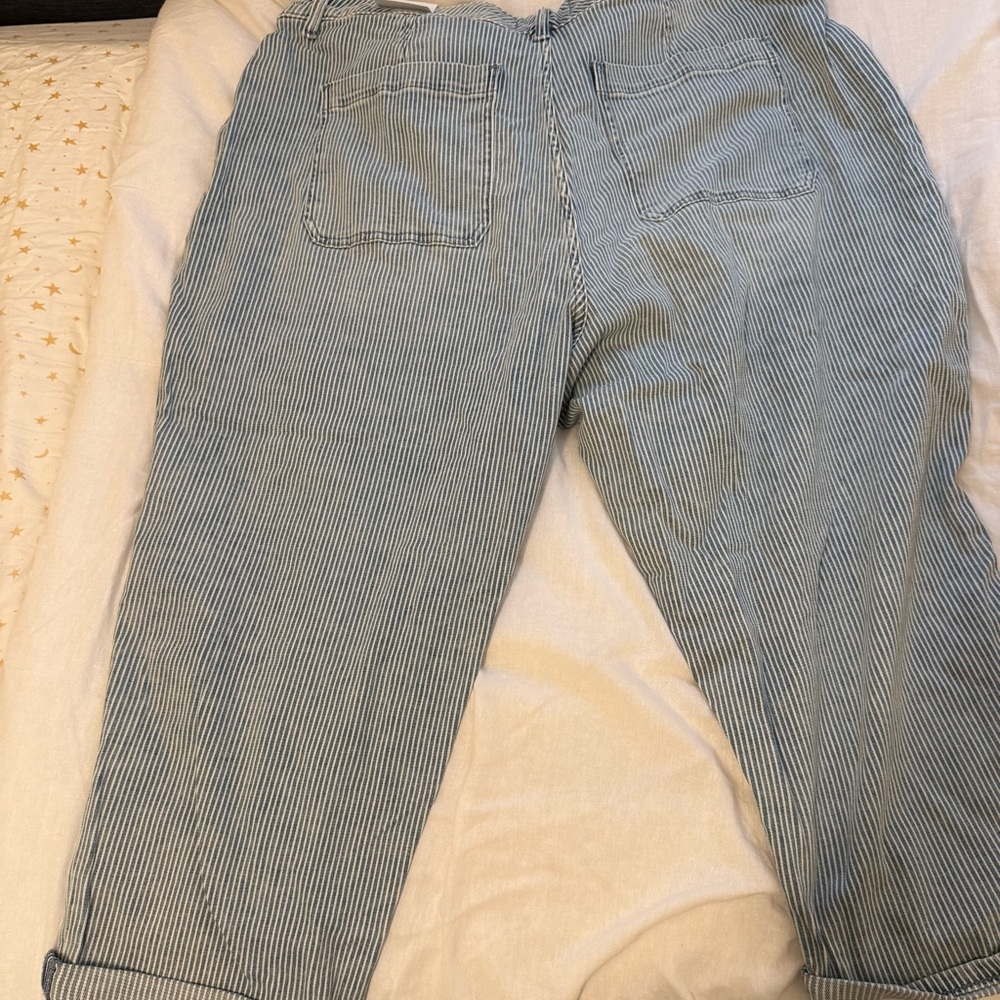Lane Bryant Railroad Strip Boyfriend Capri Jeans - Picture 9 of 13